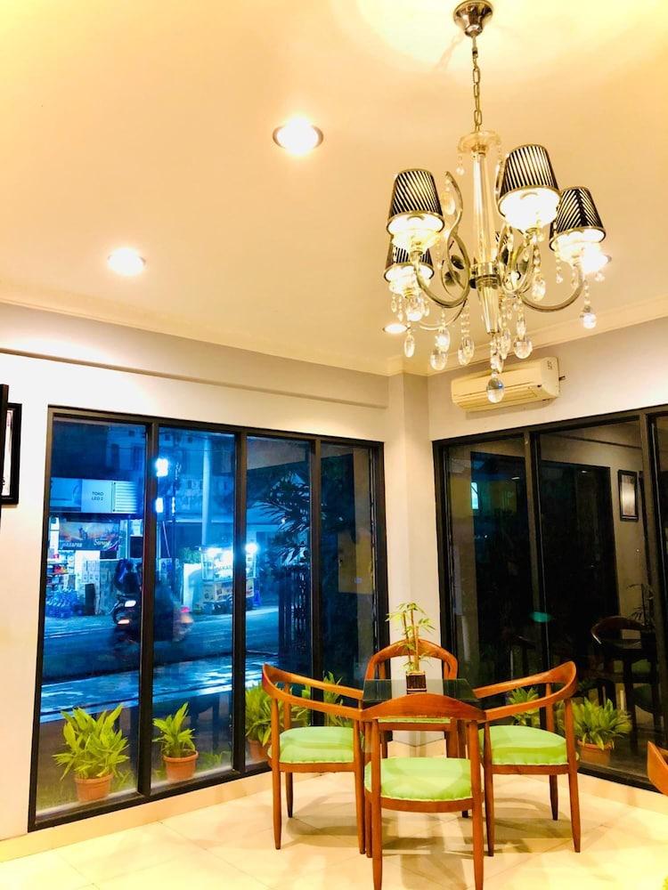 Maguwo Votel Viure Hotel Jogjakarta מראה חיצוני תמונה