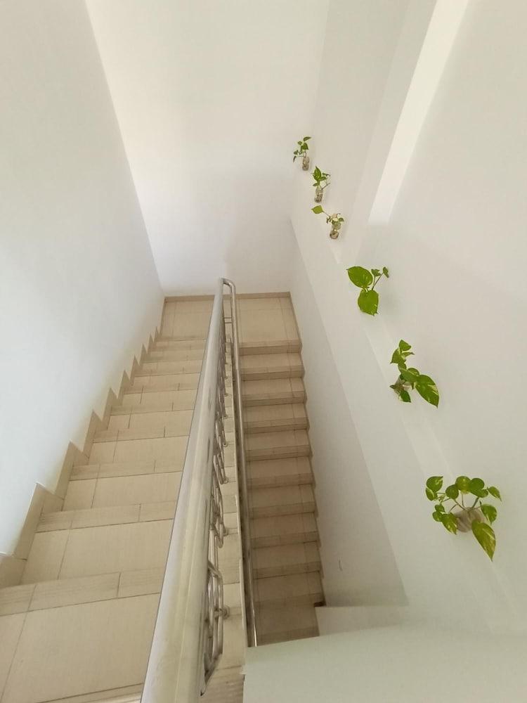 Maguwo Votel Viure Hotel Jogjakarta מראה חיצוני תמונה
