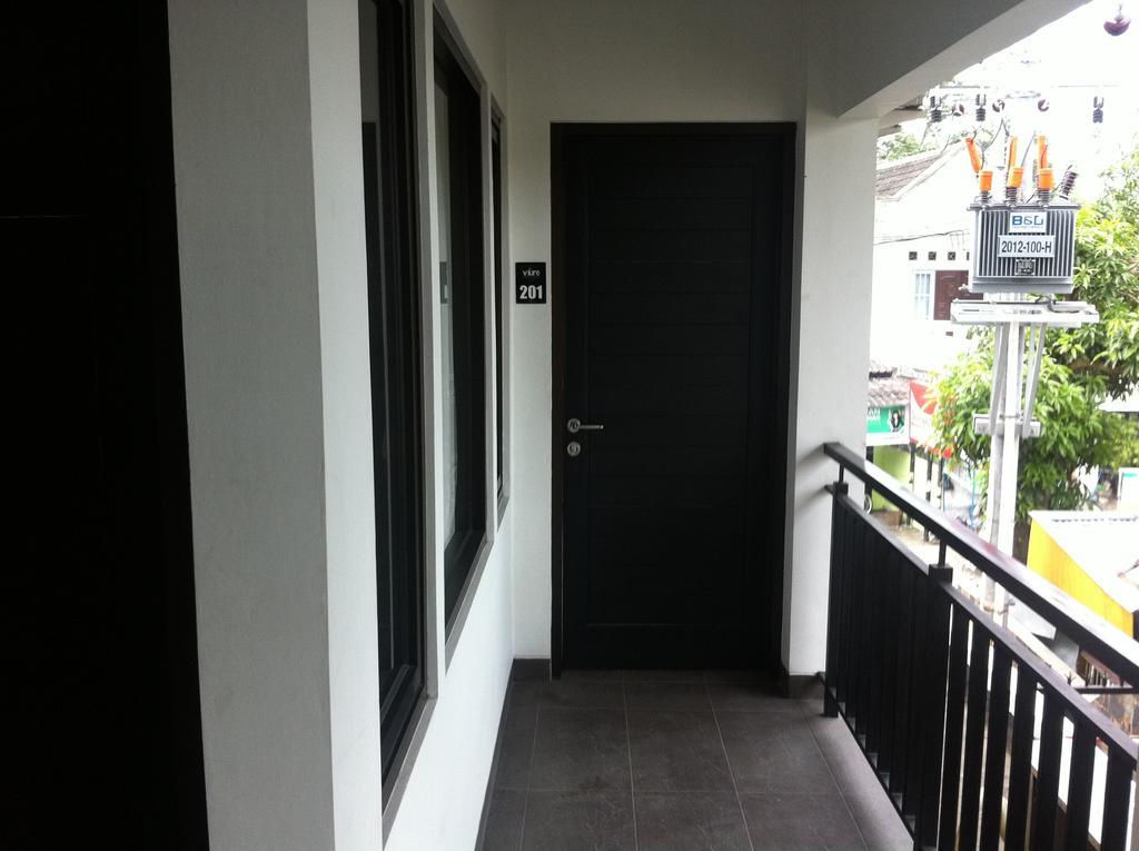 Maguwo Votel Viure Hotel Jogjakarta מראה חיצוני תמונה