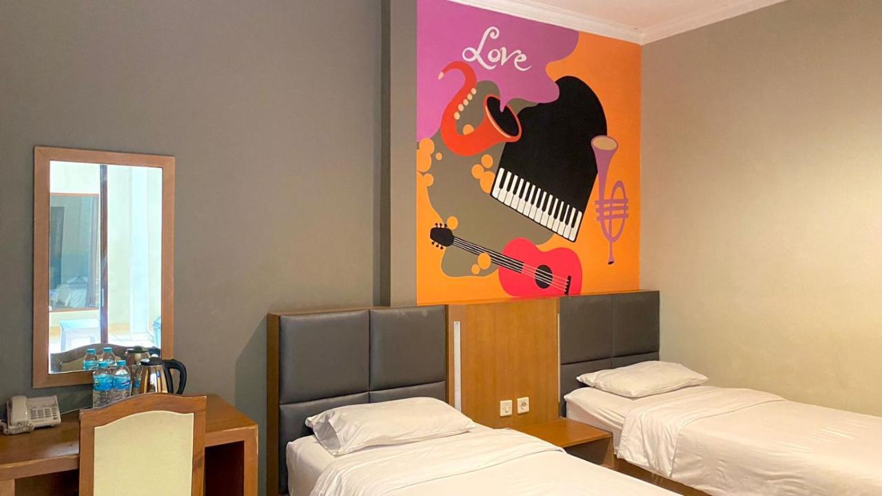 Maguwo Votel Viure Hotel Jogjakarta מראה חיצוני תמונה