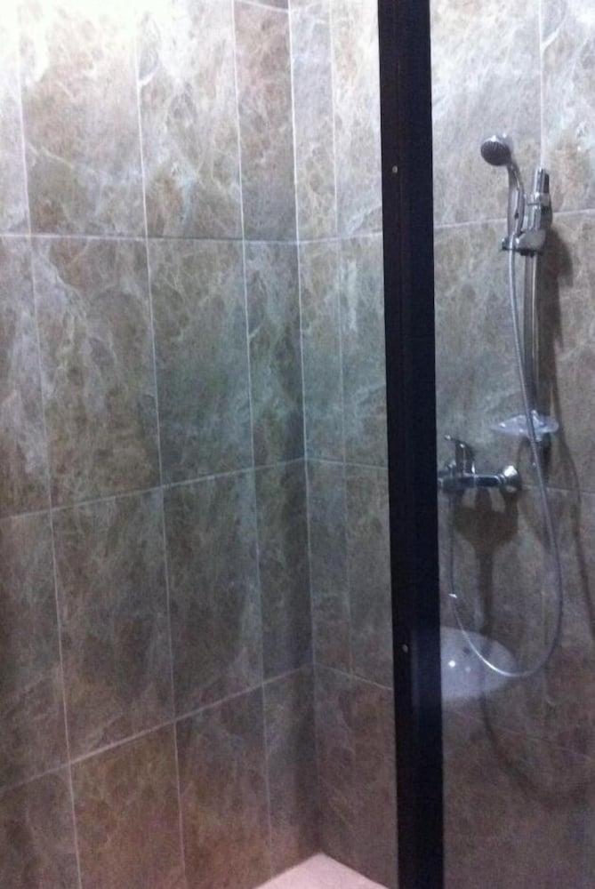 Maguwo Votel Viure Hotel Jogjakarta מראה חיצוני תמונה