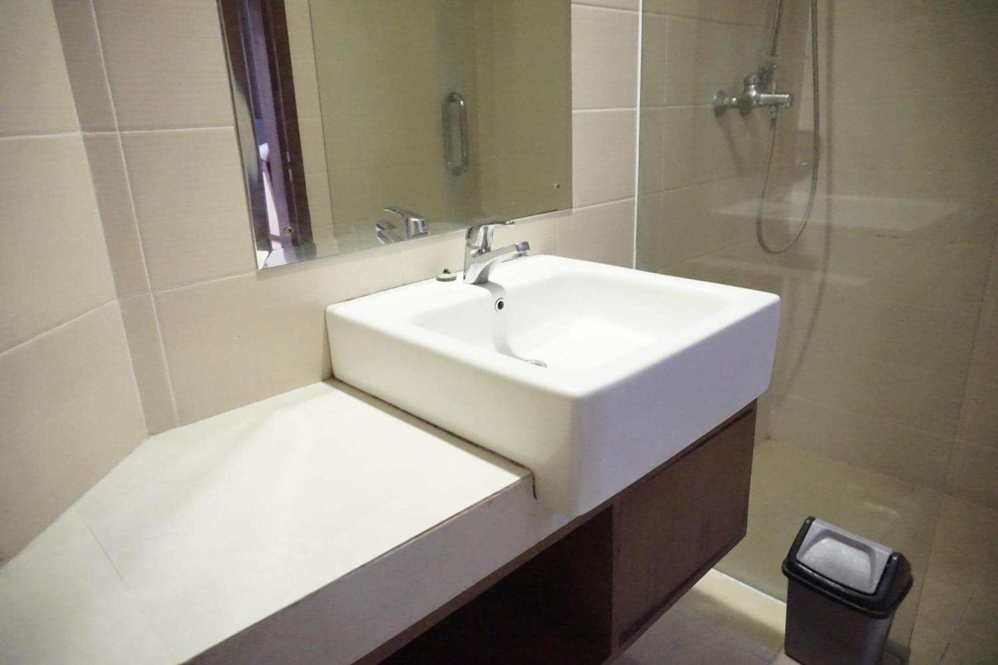 Maguwo Votel Viure Hotel Jogjakarta מראה חיצוני תמונה