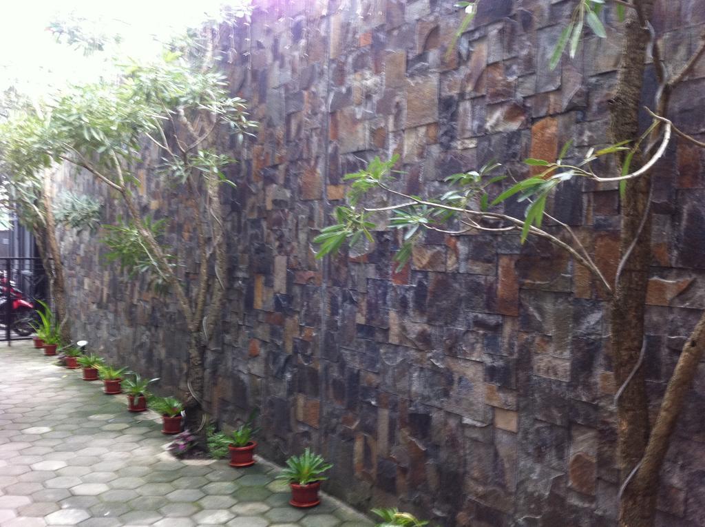 Maguwo Votel Viure Hotel Jogjakarta מראה חיצוני תמונה
